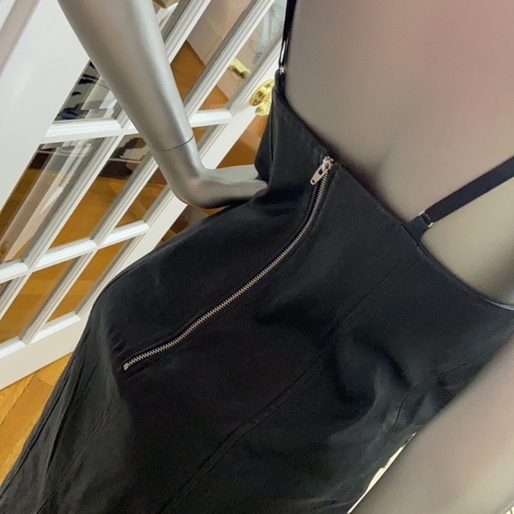 Leather dress - Picture 6 of 10